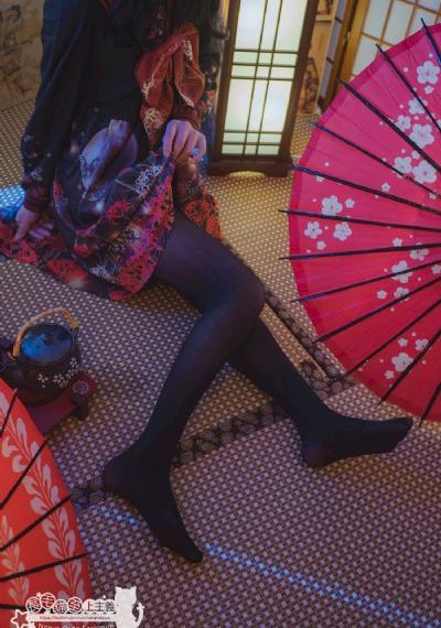 亚洲熟妇八v无码一区二区色欲_720电影在线看