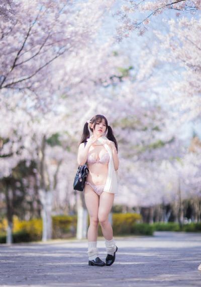 日韩精品成人在线_国产剧全集免费播放