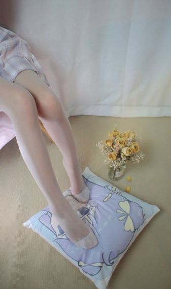 嫩妹被抱起来狠狠操的_高清无删减在线观看