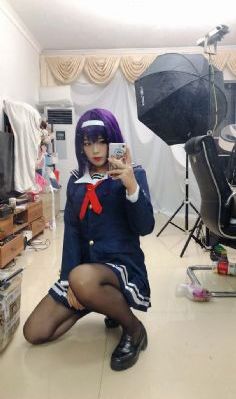 欧美mv视频免费网站嫩草_迅雷在线观看